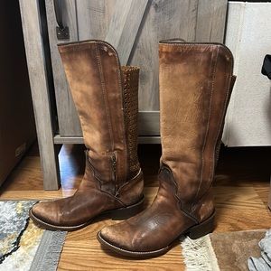 Corral boots